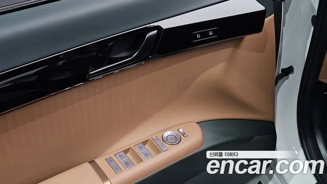 Hyundai Grandeur GN7 — Фото автомобиля 17