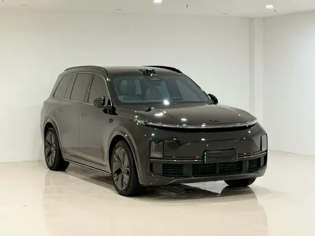 Li Auto L9 — Фото автомобиля 3