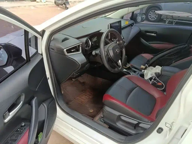 Toyota Corolla — Фото автомобиля 12