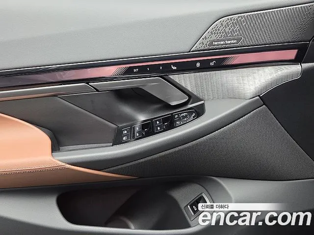 BMW 5 Series — Фото автомобиля 16