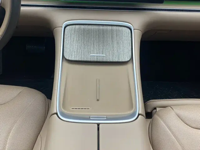 Leapmotor C11 — Фото автомобиля 20