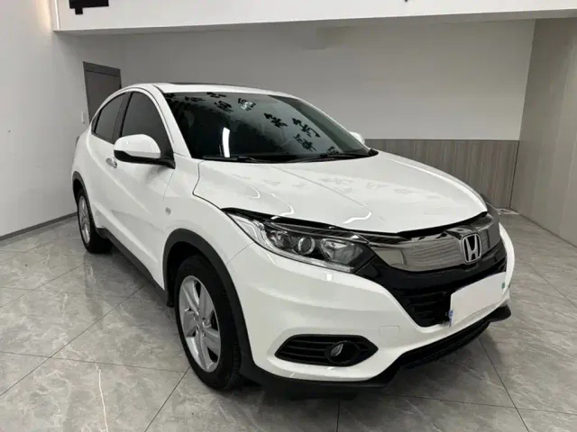 Honda Vezel — Фото автомобиля 3