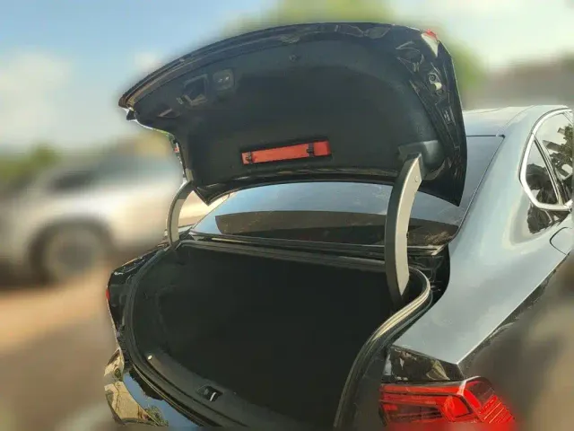 Volvo S90 — Фото автомобиля 15