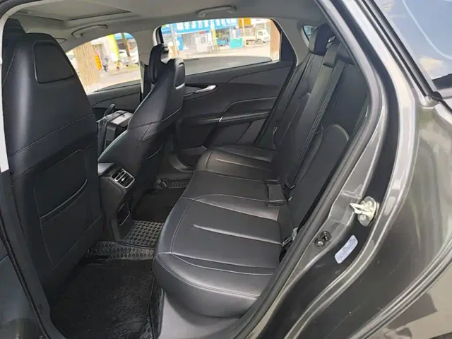 Changan Lamore — Фото автомобиля 16