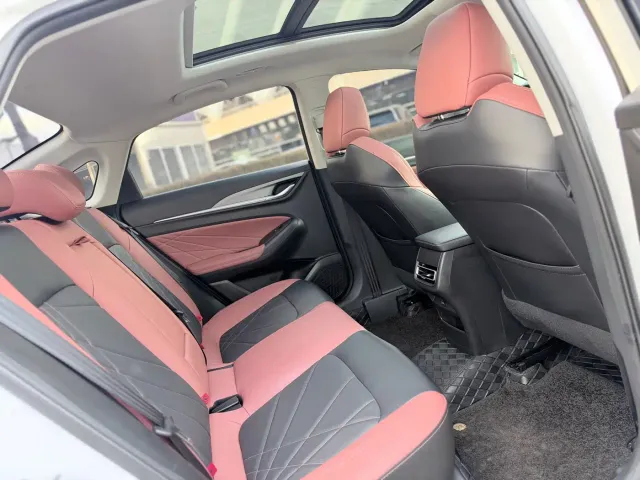Changan Eado — Фото автомобиля 11