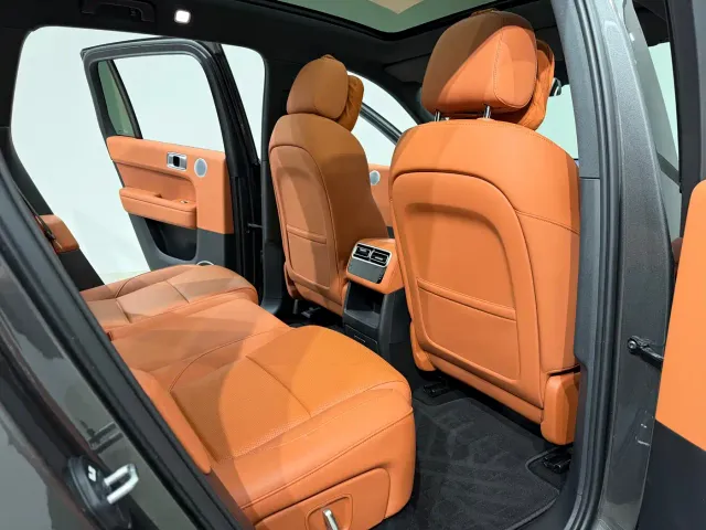 Li Auto L6 — Фото автомобиля 10