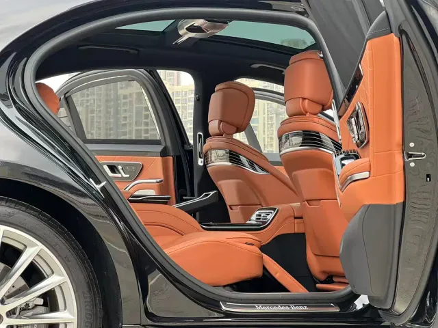 Mercedes-Benz S-Class — Фото автомобиля 8