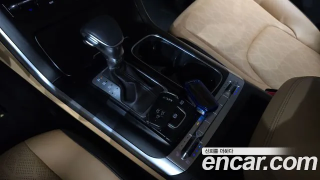 Kia Canival Carnival 4 поколение Бензин 9 мест Prestige — Фото автомобиля 9