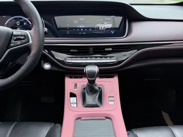 GAC Trumpchi M6 — Фото автомобиля 6