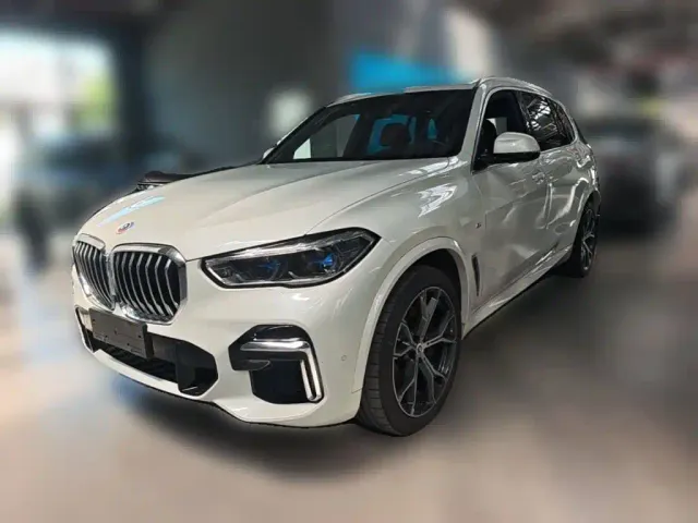 Фотография автомобиля — BMW X5