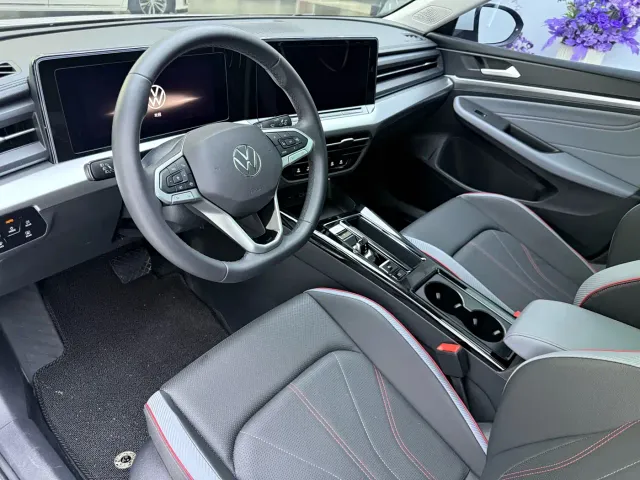 Volkswagen Lamando — Фото автомобиля 18