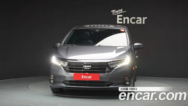 Honda Odyssey — Фото автомобиля 3