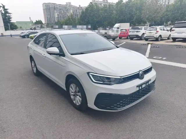 Volkswagen Lavida 2025 New Edge 1.5L Outstanding New Ease — Фото автомобиля 3