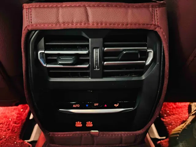 BMW i3 — Фото автомобиля 22