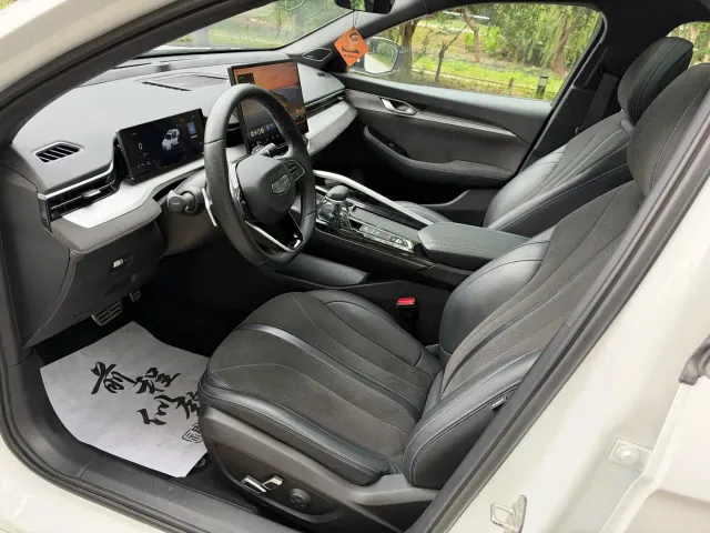 Geely Xingrui — Фото автомобиля 5