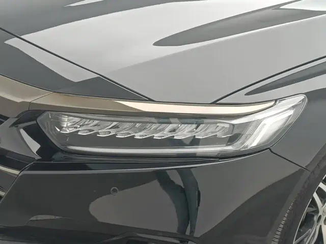 Honda Accord — Фото автомобиля 14