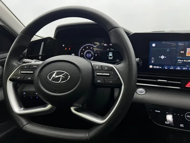 Hyundai Elantra — Фото автомобиля 12