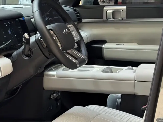 BYD FangChengBao Titanium 7 — Фото автомобиля 5