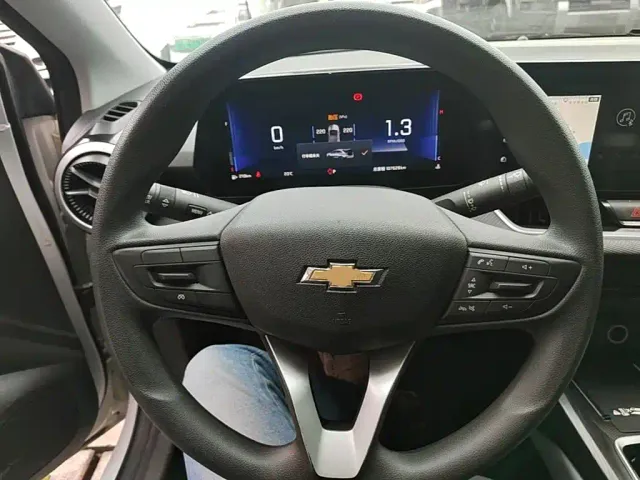 Chevrolet Monza — Фото автомобиля 10