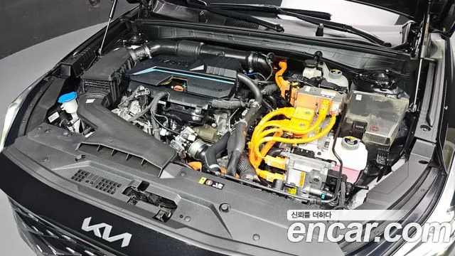 Kia K8 Hybrid — Фото автомобиля 9