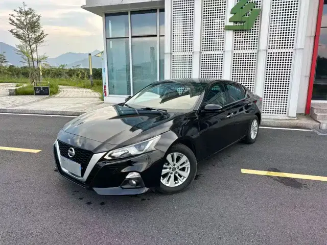 Фотография автомобиля — Nissan Teana
