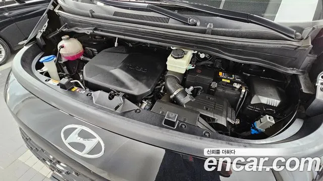 Hyundai Staria — Фото автомобиля 9