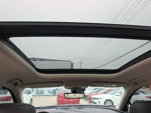 Buick Envision Plus — Фото автомобиля 17