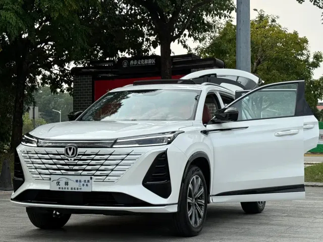 Changan CS75 Plus — Фото автомобиля 20