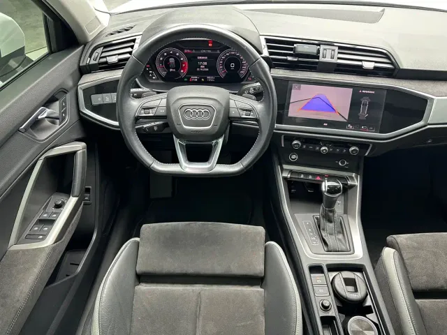 Audi Q3 — Фото автомобиля 13