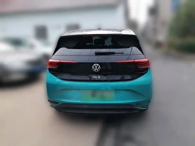 Volkswagen ID.3 — Фото автомобиля 3