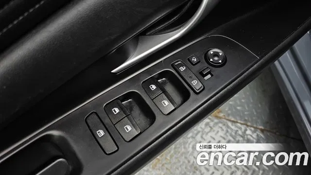 Hyundai Avante CN7 — Фото автомобиля 13