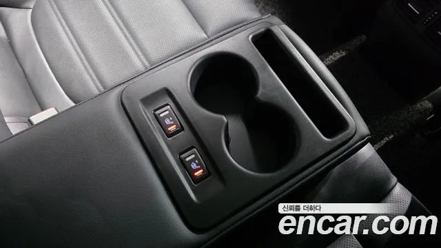 Renault Korea SM6 — Фото автомобиля 23