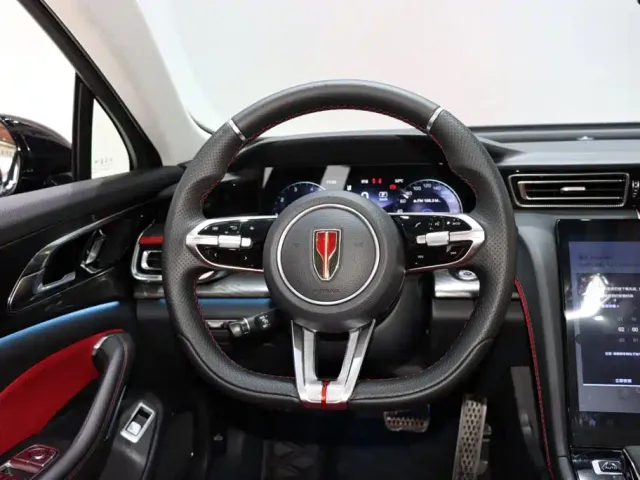Hongqi H6 — Фото автомобиля 13