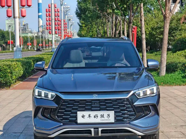 BYD Song Pro — Фото автомобиля 2