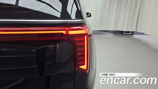 Kia Canival Новый Carnival 4 поколение Бензин 4 места Hi-Limousine — Фото автомобиля 20