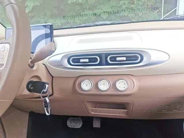 Wuling Hongguang Mini EV — Фото автомобиля 12