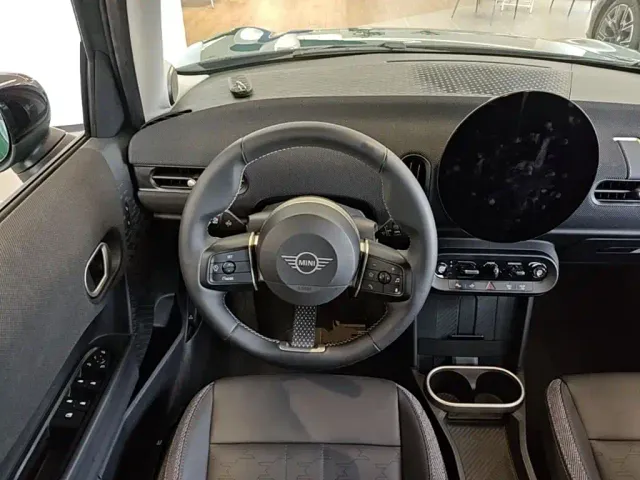 MINI Hatch — Фото автомобиля 16