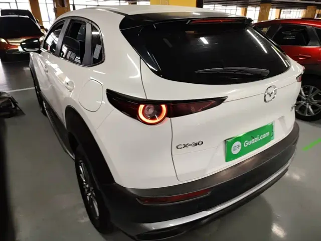 Mazda CX-30 EV — Фото автомобиля 4