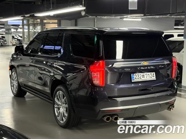 Chevrolet Tahoe — Фото автомобиля 3