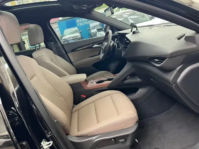 Buick Envision Plus — Фото автомобиля 7