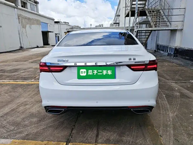 Geely Binrui — Фото автомобиля 5