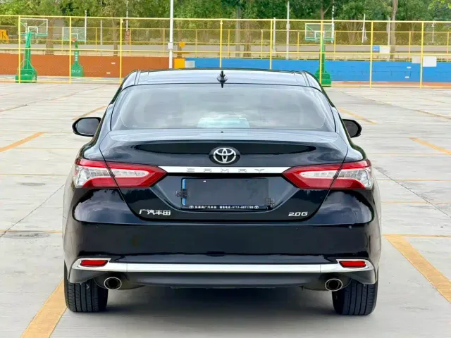 Toyota Camry — Фото автомобиля 4