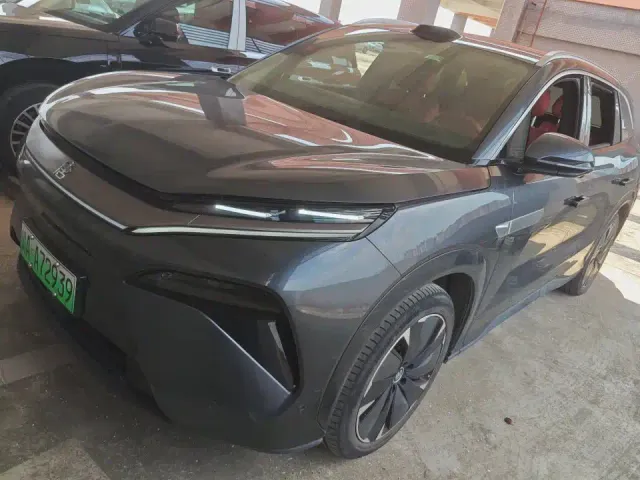 Фотография автомобиля — BYD Tang L