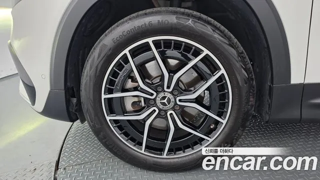 Mercedes-Benz EQB — Фото автомобиля 5
