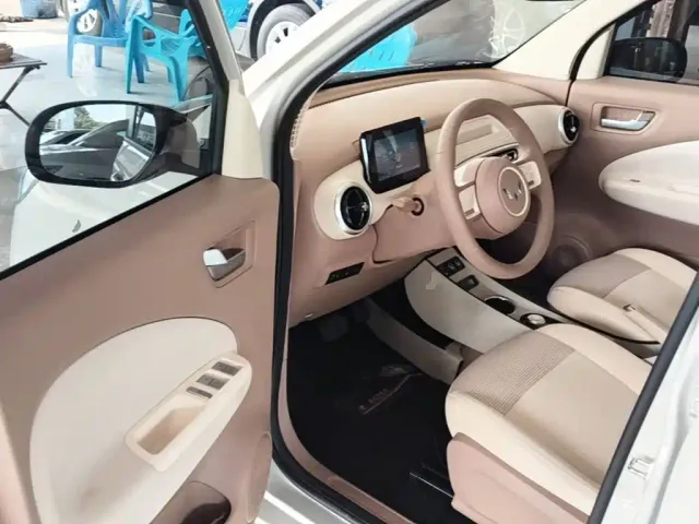 Wuling Hongguang Mini EV — Фото автомобиля 15