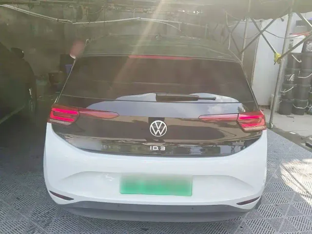 Volkswagen ID.3 — Фото автомобиля 5