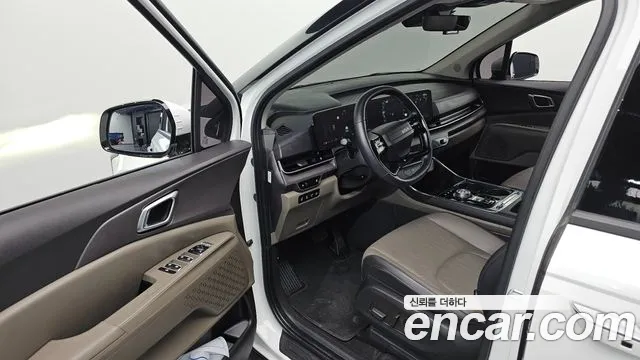 Kia Carnival — Фото автомобиля 12
