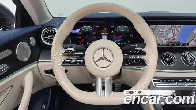 Mercedes-Benz E-Class — Фото автомобиля 14