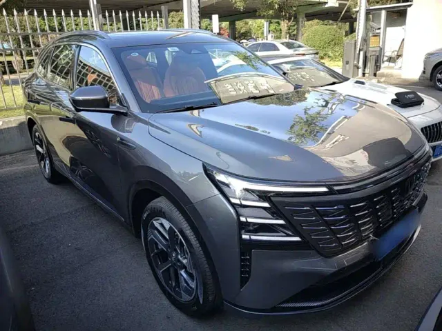 Changan CS75 Plus — Фото автомобиля 3