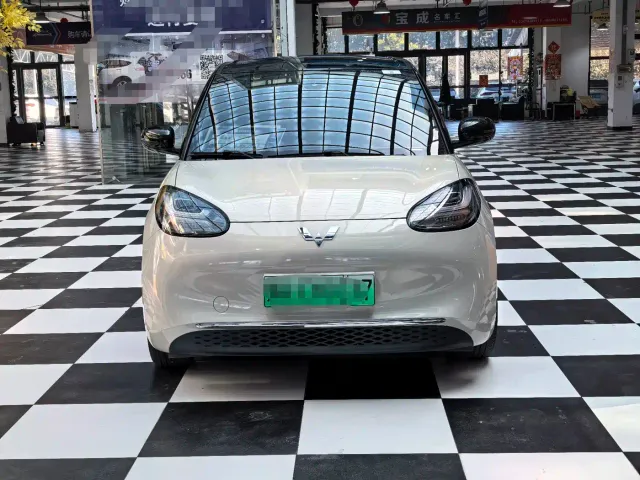 Wuling Bingo — Фото автомобиля 2